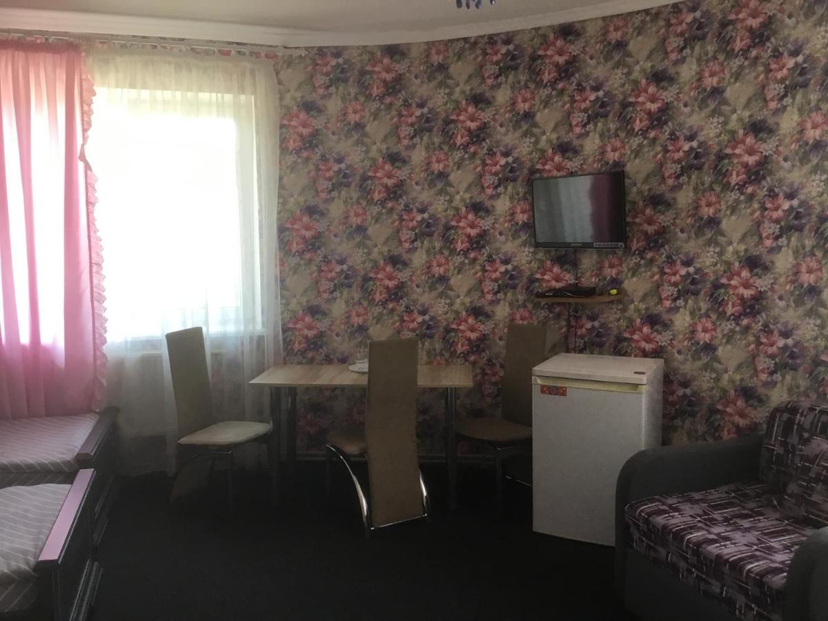 Inn Alibi Khorodelets Esterno foto